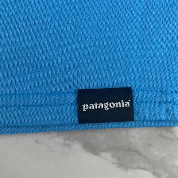 2 Sun Shirts Size XL, Patagonia, Diving Print, blue and light grey - Picture 5 of 11